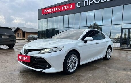 Toyota Camry, 2019 год, 2 870 000 рублей, 2 фотография