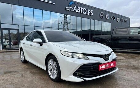 Toyota Camry, 2019 год, 2 870 000 рублей, 4 фотография