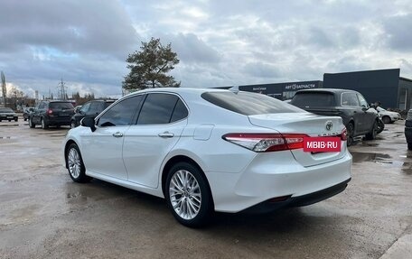 Toyota Camry, 2019 год, 2 870 000 рублей, 5 фотография