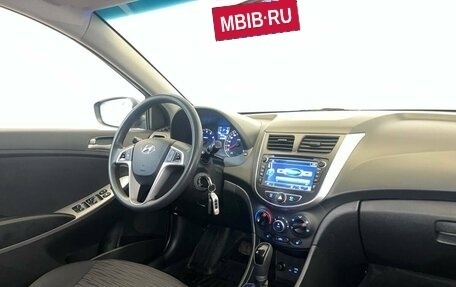 Hyundai Solaris II рестайлинг, 2015 год, 1 070 000 рублей, 17 фотография