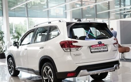 Subaru Forester, 2024 год, 7 000 000 рублей, 5 фотография