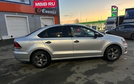 Volkswagen Polo VI (EU Market), 2017 год, 980 000 рублей, 3 фотография