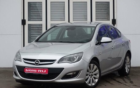 Opel Astra J, 2014 год, 1 050 000 рублей, 1 фотография