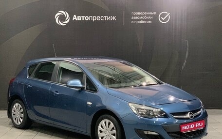 Opel Astra J, 2013 год, 925 000 рублей, 1 фотография