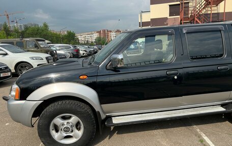 Nissan NP300, 2010 год, 1 400 000 рублей, 19 фотография