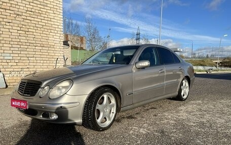 Mercedes-Benz E-Класс, 2003 год, 515 000 рублей, 1 фотография