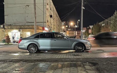 Mercedes-Benz S-Класс, 2008 год, 1 700 000 рублей, 27 фотография