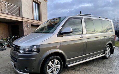 Volkswagen Caravelle T5, 2010 год, 2 270 000 рублей, 9 фотография