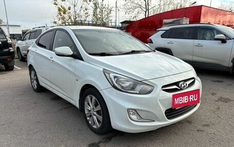 Hyundai Solaris II рестайлинг, 2011 год, 947 000 рублей, 3 фотография