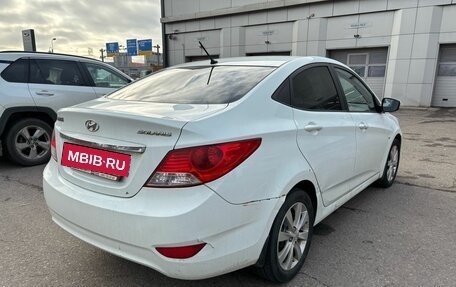 Hyundai Solaris II рестайлинг, 2011 год, 947 000 рублей, 4 фотография