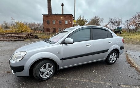 KIA Rio II, 2007 год, 550 000 рублей, 3 фотография