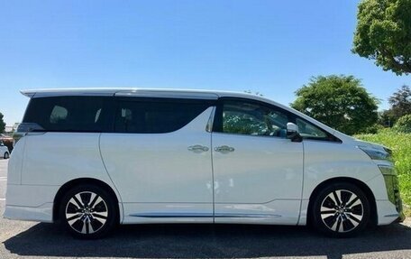 Toyota Vellfire II, 2020 год, 3 690 000 рублей, 8 фотография