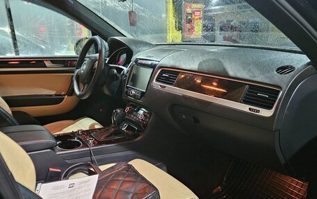 Volkswagen Touareg III, 2012 год, 2 250 000 рублей, 16 фотография