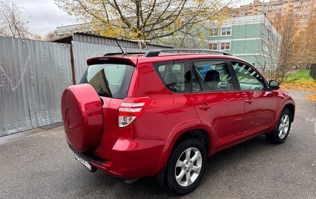 Toyota RAV4, 2011 год, 1 630 000 рублей, 2 фотография