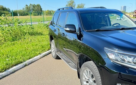 Toyota Land Cruiser Prado 150 рестайлинг 2, 2019 год, 5 350 000 рублей, 3 фотография