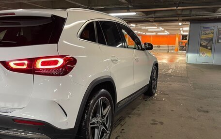 Mercedes-Benz GLA, 2020 год, 4 200 000 рублей, 8 фотография