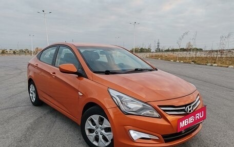 Hyundai Solaris II рестайлинг, 2015 год, 1 230 000 рублей, 5 фотография