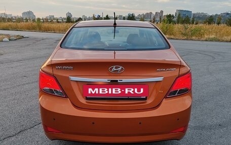 Hyundai Solaris II рестайлинг, 2015 год, 1 230 000 рублей, 3 фотография