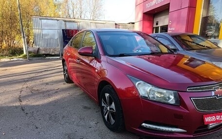 Chevrolet Cruze II, 2010 год, 610 000 рублей, 2 фотография