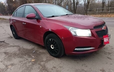 Chevrolet Cruze II, 2010 год, 610 000 рублей, 8 фотография