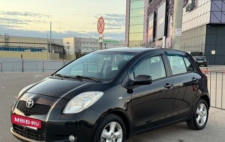 Toyota Yaris III рестайлинг, 2005 год, 747 000 рублей, 11 фотография