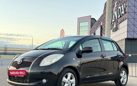 Toyota Yaris III рестайлинг, 2005 год, 747 000 рублей, 10 фотография