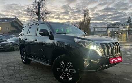 Toyota Land Cruiser Prado 150 рестайлинг 2, 2017 год, 4 100 000 рублей, 1 фотография