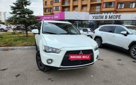 Mitsubishi Outlander III рестайлинг 3, 2011 год, 1 380 000 рублей, 6 фотография