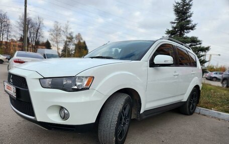 Mitsubishi Outlander III рестайлинг 3, 2011 год, 1 380 000 рублей, 17 фотография