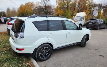 Mitsubishi Outlander III рестайлинг 3, 2011 год, 1 380 000 рублей, 15 фотография