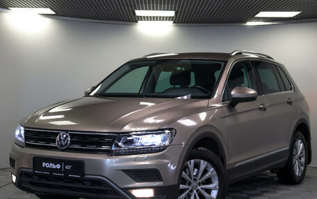 Volkswagen Tiguan II, 2018 год, 2 355 000 рублей, 20 фотография