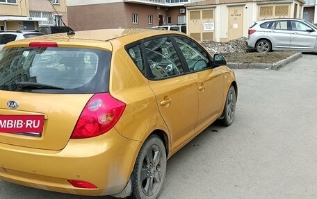 KIA cee'd I рестайлинг, 2009 год, 800 000 рублей, 8 фотография