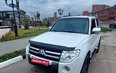 Mitsubishi Pajero IV, 2008 год, 2 100 000 рублей, 5 фотография