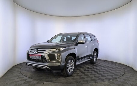 Mitsubishi Pajero Sport III рестайлинг, 2021 год, 4 300 000 рублей, 1 фотография