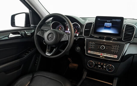 Mercedes-Benz GLS, 2019 год, 6 750 000 рублей, 27 фотография