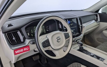 Volvo XC60 II, 2019 год, 4 500 000 рублей, 17 фотография