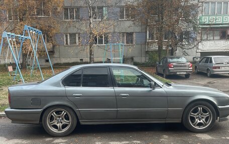 BMW 5 серия, 1991 год, 450 000 рублей, 3 фотография