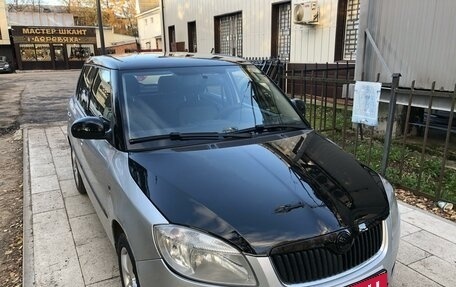 Skoda Fabia II, 2009 год, 450 000 рублей, 3 фотография