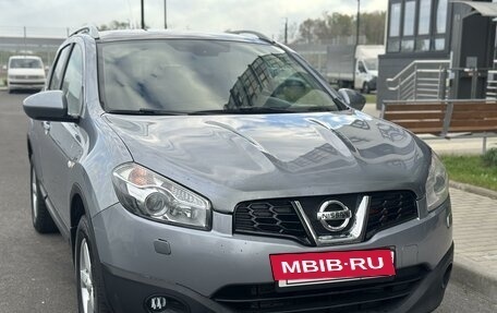 Nissan Qashqai, 2010 год, 950 000 рублей, 2 фотография