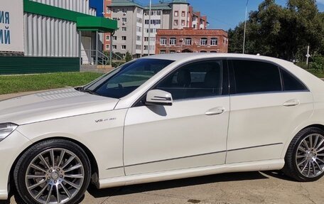 Mercedes-Benz E-Класс, 2011 год, 1 700 000 рублей, 8 фотография