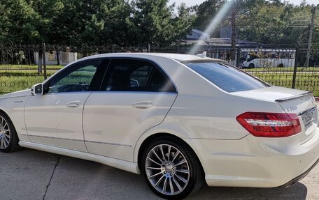 Mercedes-Benz E-Класс, 2011 год, 1 700 000 рублей, 7 фотография