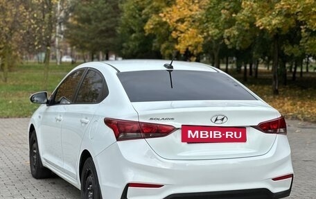 Hyundai Solaris II рестайлинг, 2018 год, 1 180 000 рублей, 3 фотография