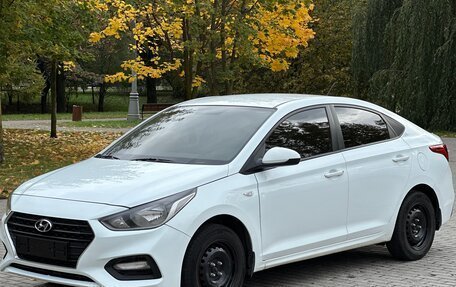 Hyundai Solaris II рестайлинг, 2018 год, 1 180 000 рублей, 6 фотография