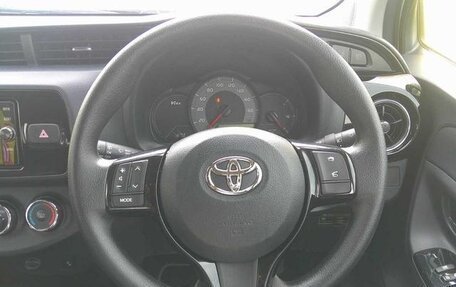 Toyota Vitz, 2020 год, 995 100 рублей, 13 фотография