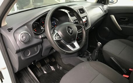 Renault Logan II, 2018 год, 1 190 000 рублей, 5 фотография