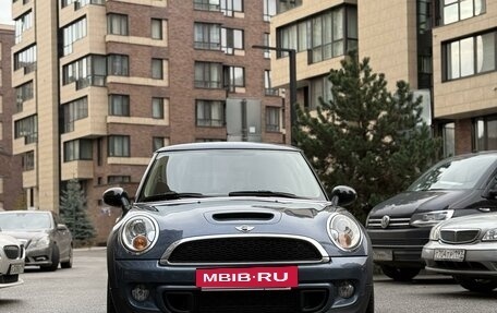 MINI Hatch, 2011 год, 1 180 000 рублей, 3 фотография