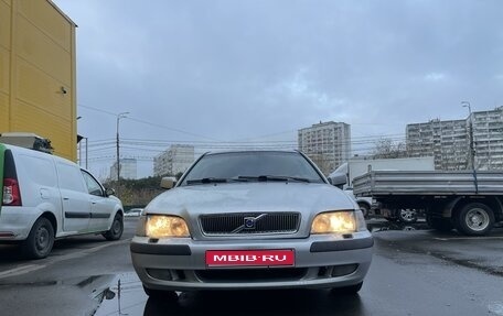 Volvo S40 II, 2002 год, 329 000 рублей, 1 фотография