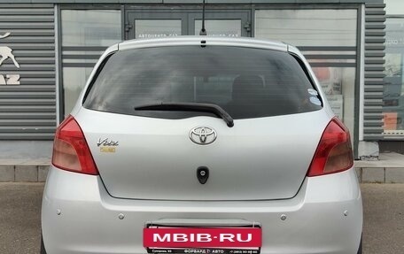 Toyota Vitz, 2005 год, 600 000 рублей, 17 фотография