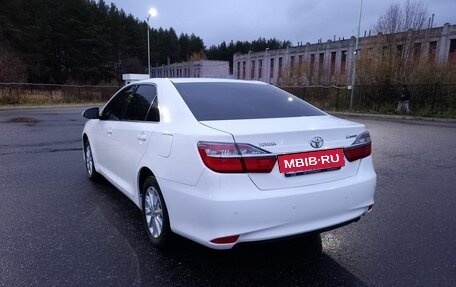 Toyota Camry, 2015 год, 1 965 000 рублей, 7 фотография