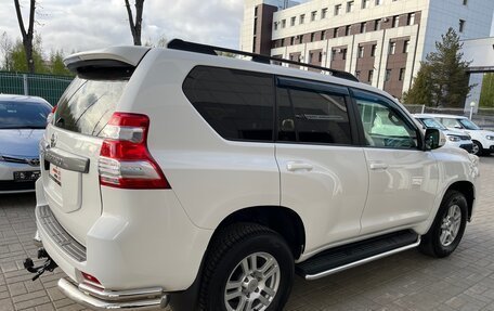 Toyota Land Cruiser Prado 150 рестайлинг 2, 2016 год, 3 550 000 рублей, 7 фотография